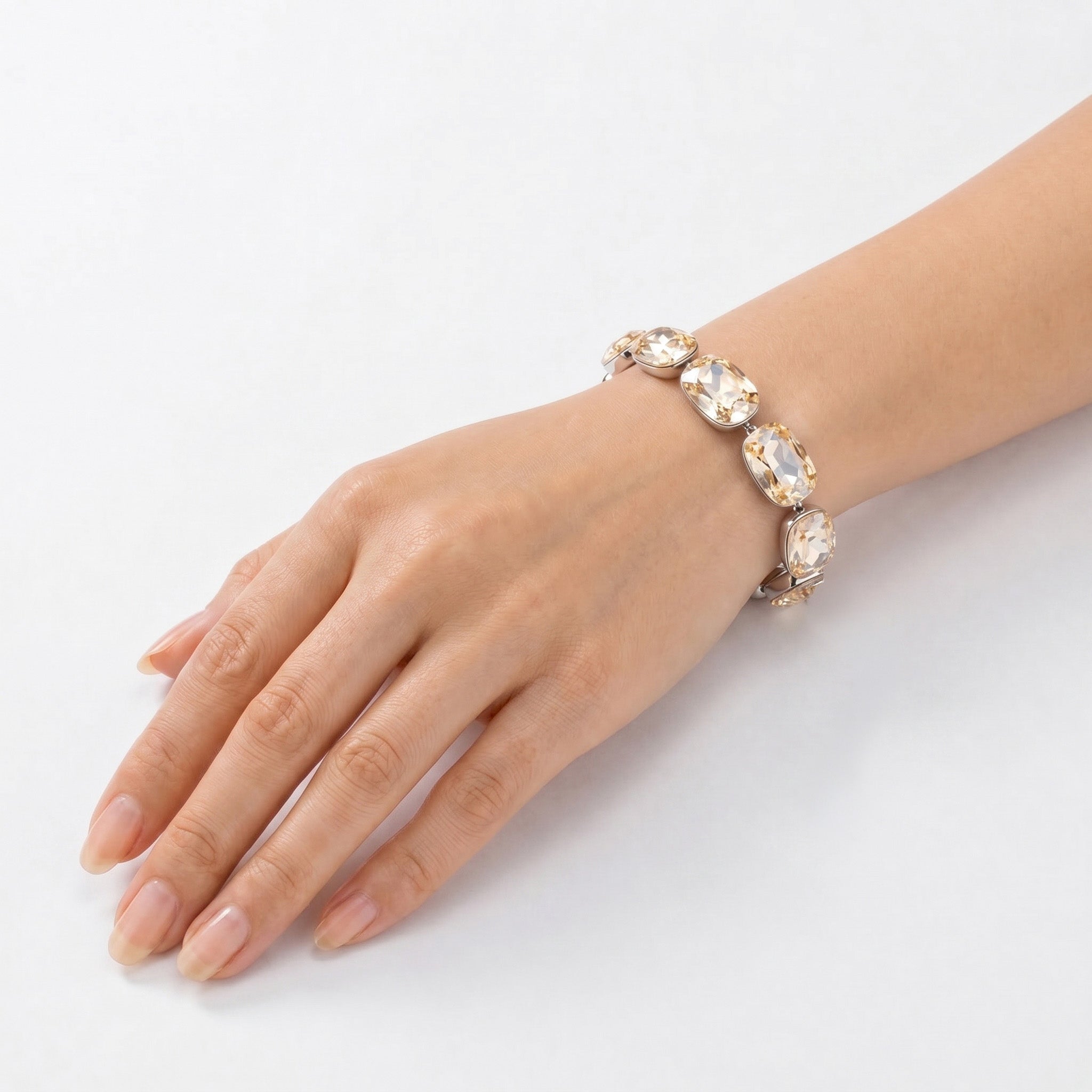 Cushion-cut crystal adjustable bracelet — variable colour - Citrine