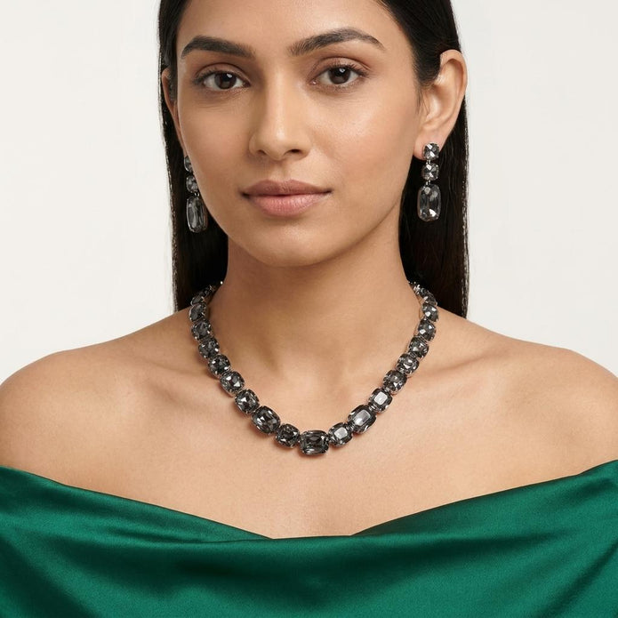 Onyx Eclipse Crystal Necklace Set