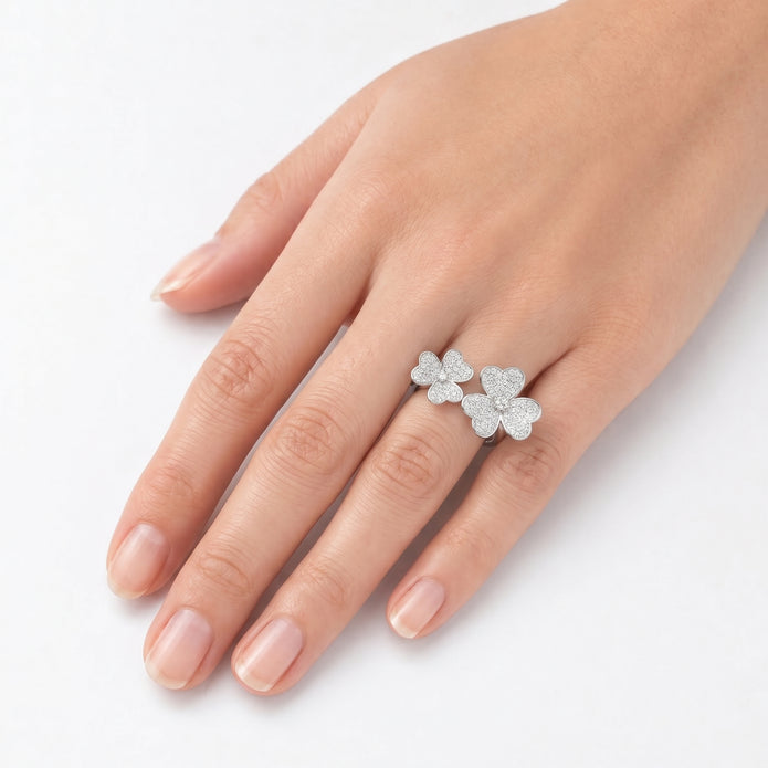 Double Clover Pavé Ring